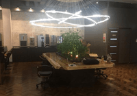 クロックカフェ 東神田店