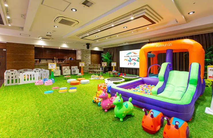 蓬鬆的大型遊樂場設備Beruberu ParkAKIBA Multi Entertainment商店