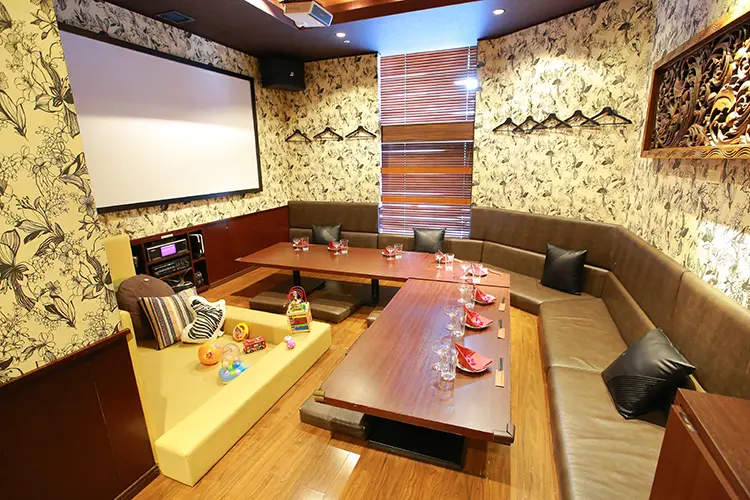 カラオケパセラAKIBAマルチエンターテインメント 617R