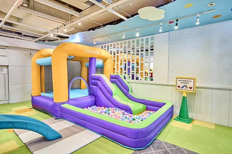 ふわふわ大型遊具