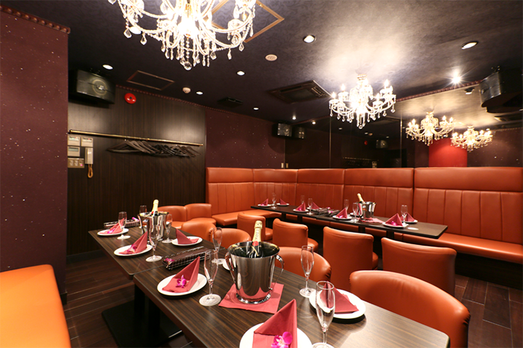 VIP ROOM
