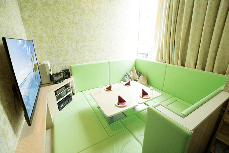 カラオケパセラ横浜ハマボールイアス店の店内紹介 ルームギャラリー リゾート複合型エンターテインメント施設のパセラリゾーツ