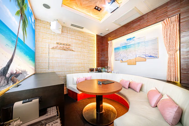 Damia(ダミア) 最大7名様までご対応可能