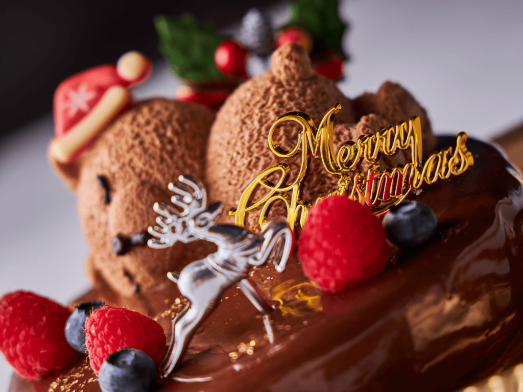 くまちゃんサンタのチョコレートムースケーキ