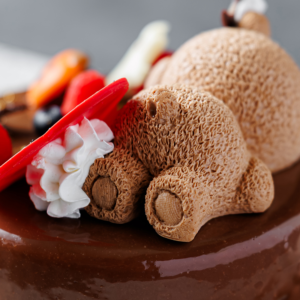 いたずらくまちゃんのチョコレートムースケーキ