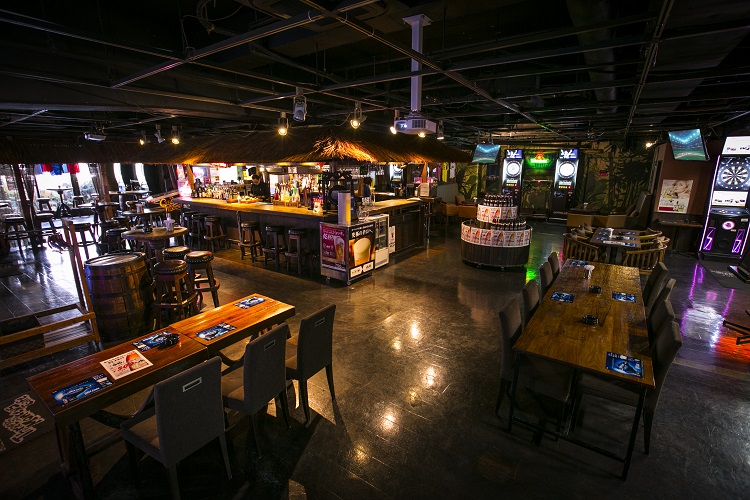 スポーツ ダーツバースリーモンキーズカフェ横浜関内店 リゾート複合型エンターテインメント施設のパセラリゾーツ